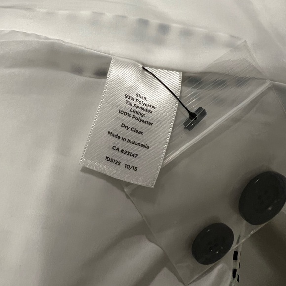 Talbots White and Black Blazer, Front Button Pocket Size M - Picture 4 of 4